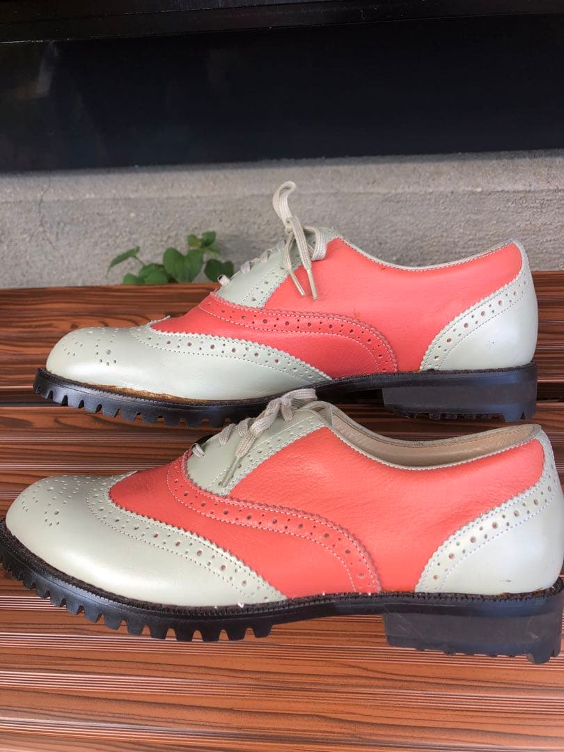 195 新品未使用パーリーゲイツゴルフシューズ23.0cmスパイクレス