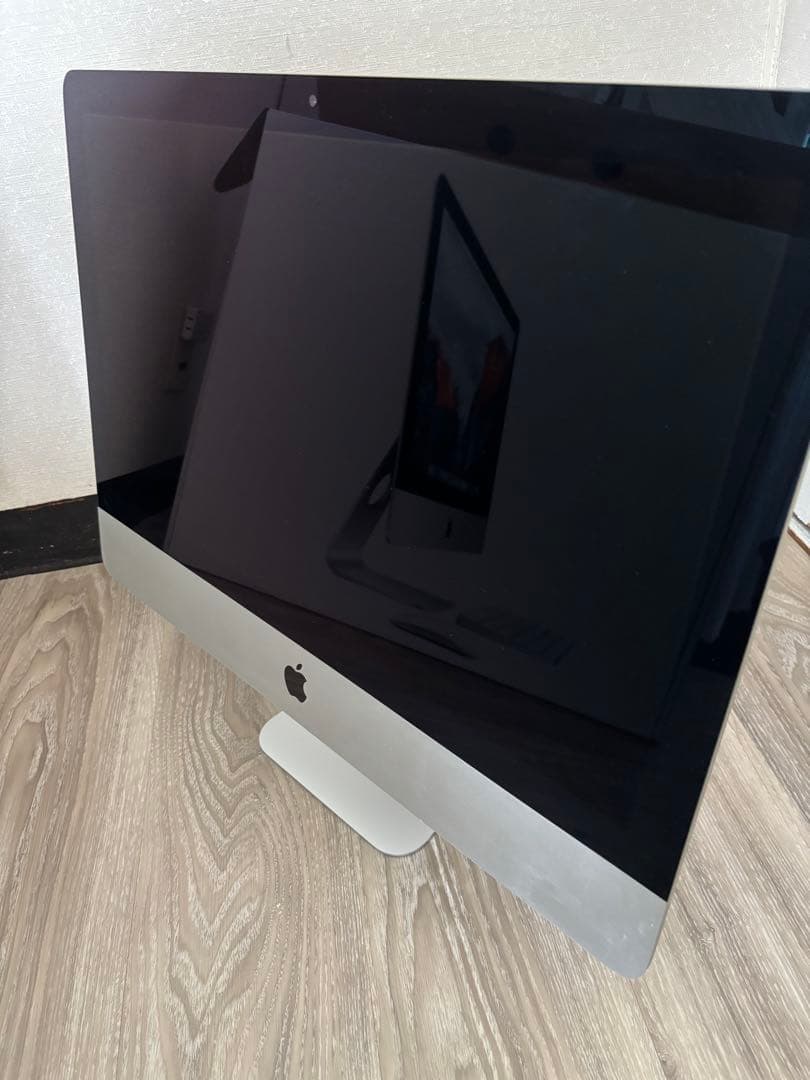 iMac Retina 4K 21.5インチ Late 2015