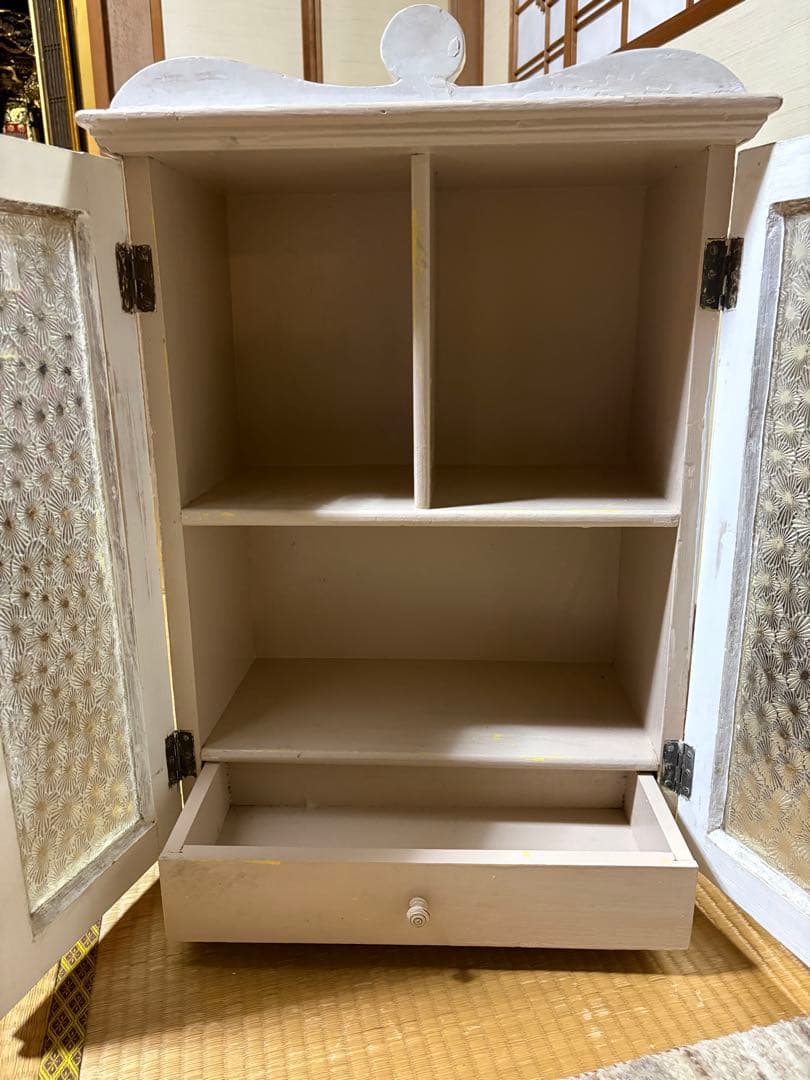 飾り棚　キャビネット　PARIS　ガラスケース　ブロカント　自由が丘