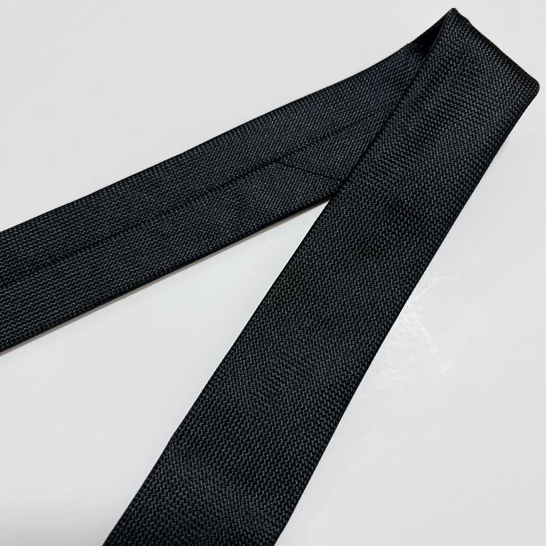 美品 ルイヴィトン ネクタイ ハイブランド ソリッドタイ 無地 光沢 希少 黒
