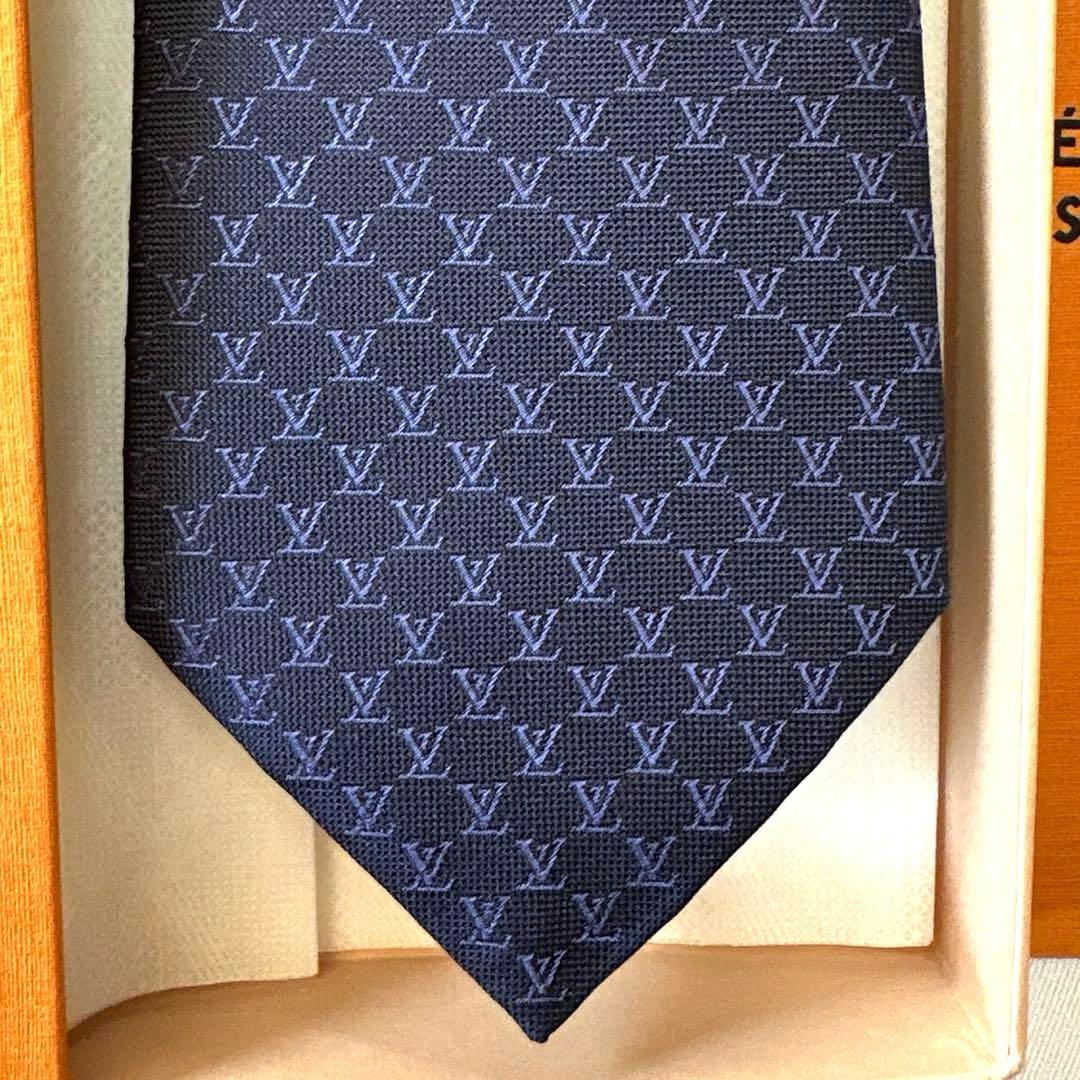 専用です。　　ルイ ヴィトン ネクタイ・LV フィッシュネット 新品 未使用