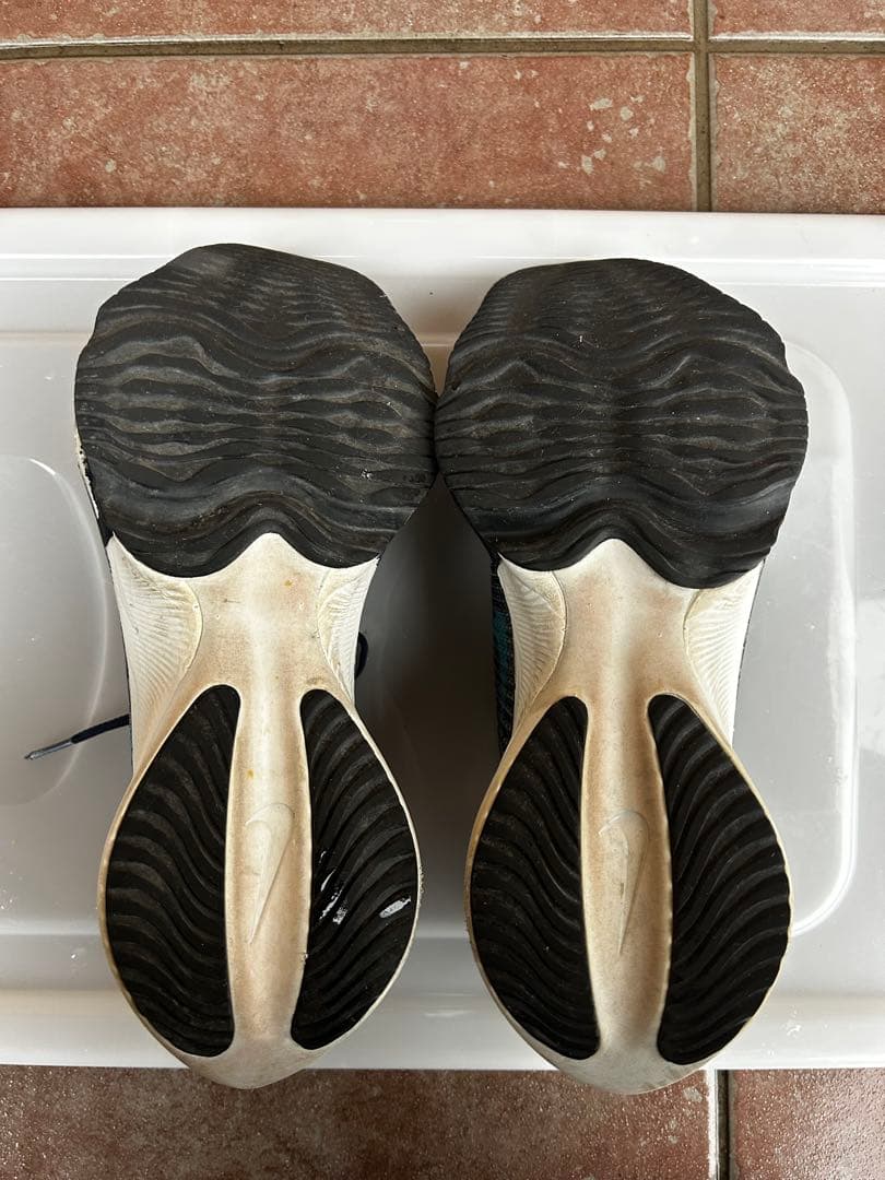 スパイク・シューズ NIKE air zoom tempo next % 26cm