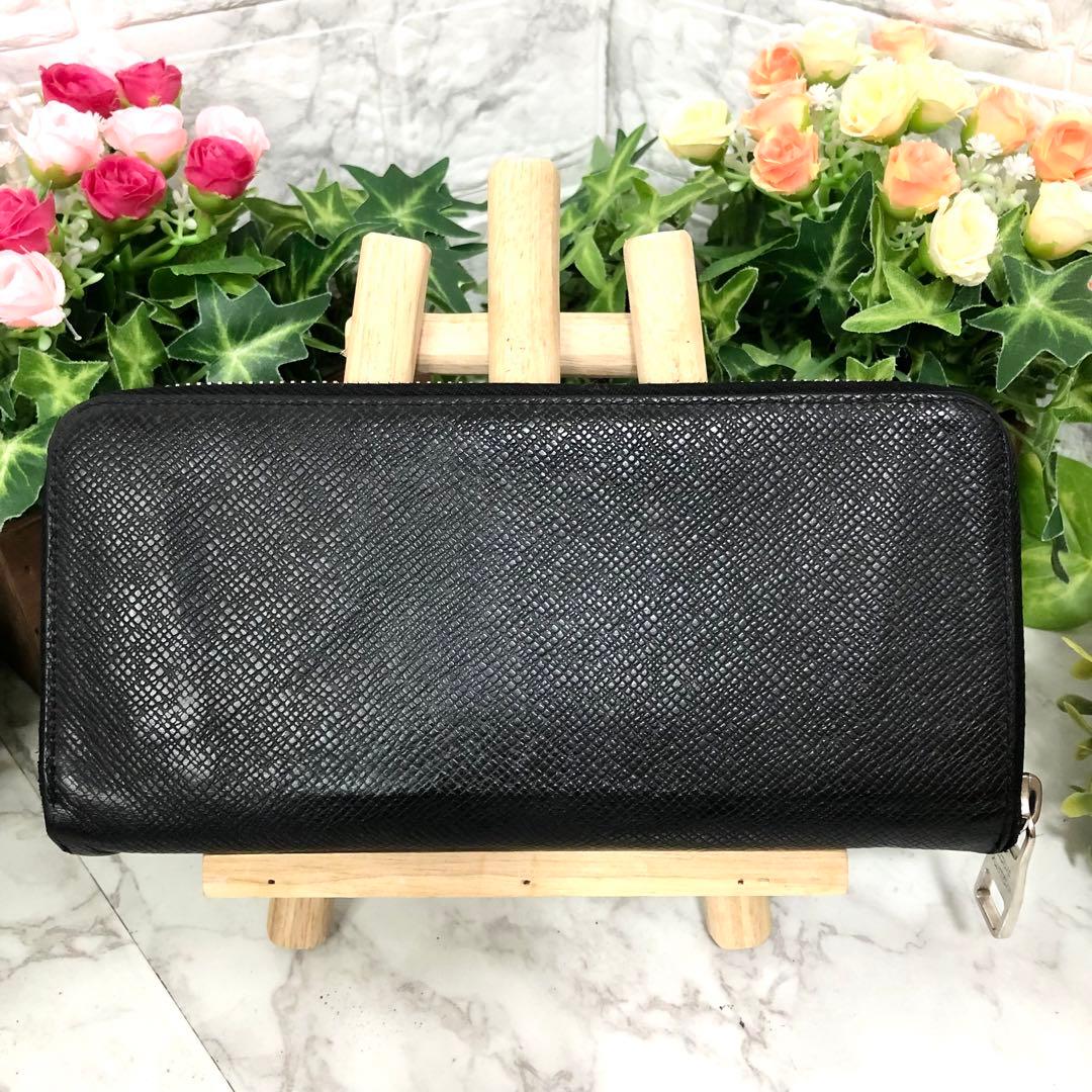 美品✨ルイヴィトン　タイガ　ヴェルティカル　ジッピーウォレット　長財布　ブラック