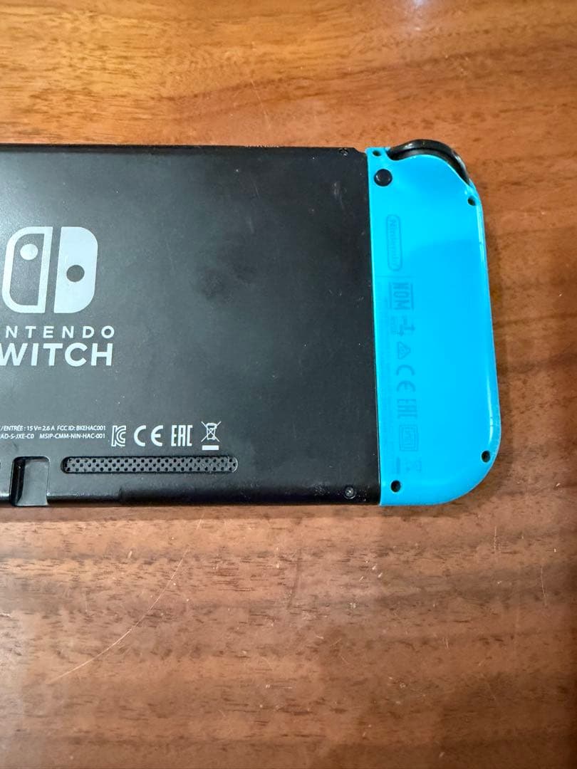 Nintendo Switch 本体 ネオンブルー・レッド