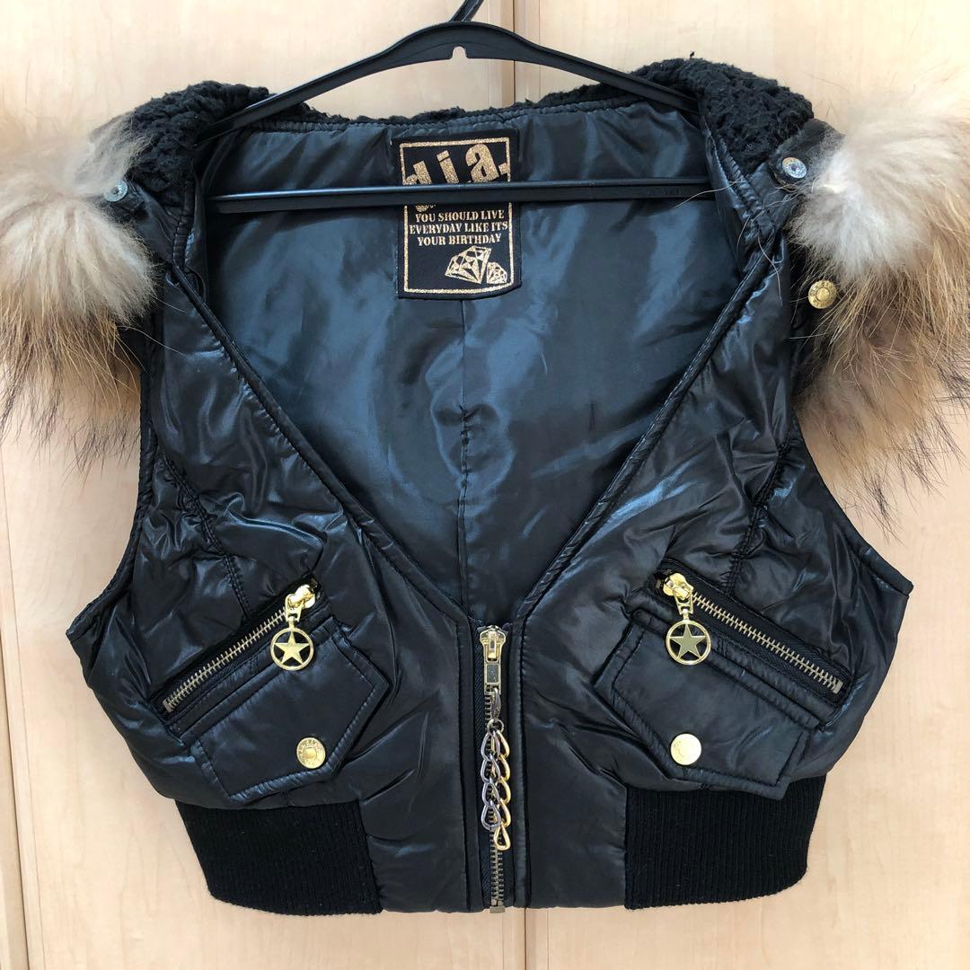 d.i.a ショート丈ベスト　黒