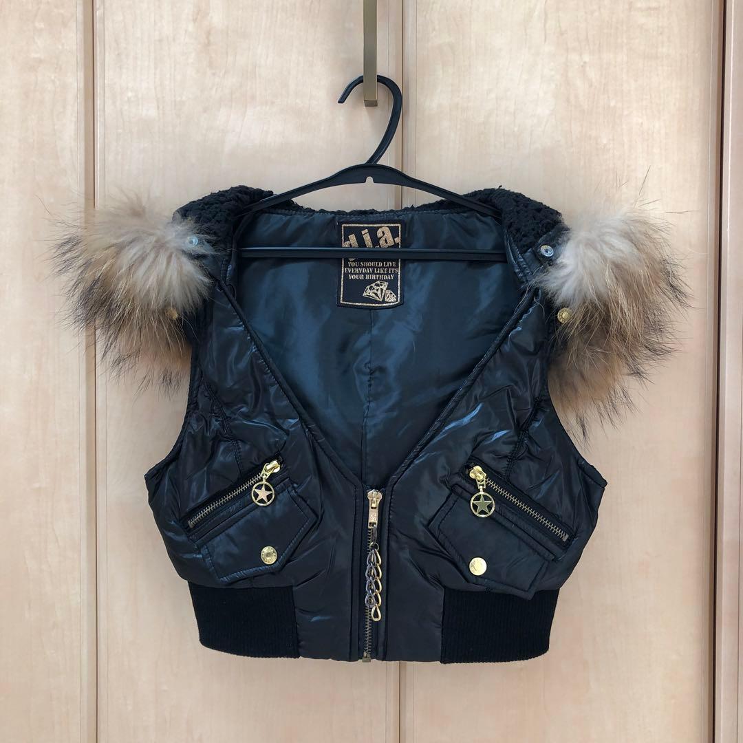 d.i.a ショート丈ベスト　黒