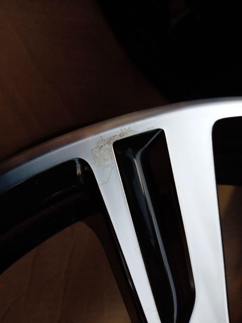 ダイハツ純正ホイール