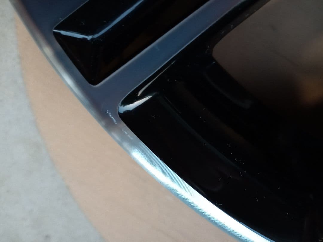 ダイハツ純正ホイール