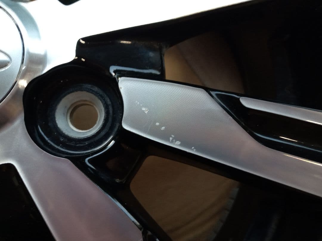 ダイハツ純正ホイール