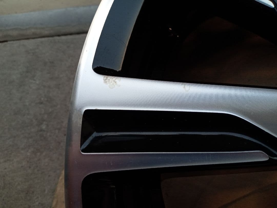 ダイハツ純正ホイール