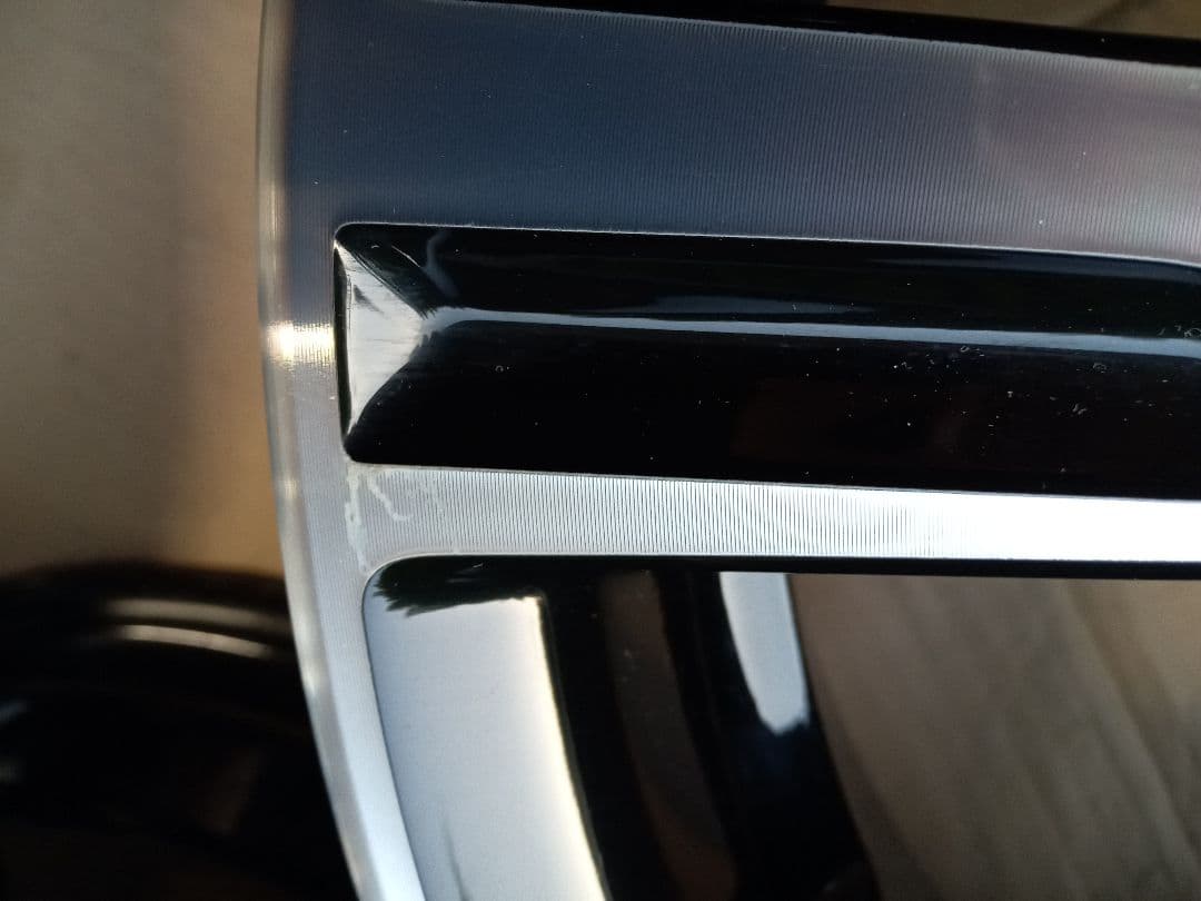 ダイハツ純正ホイール