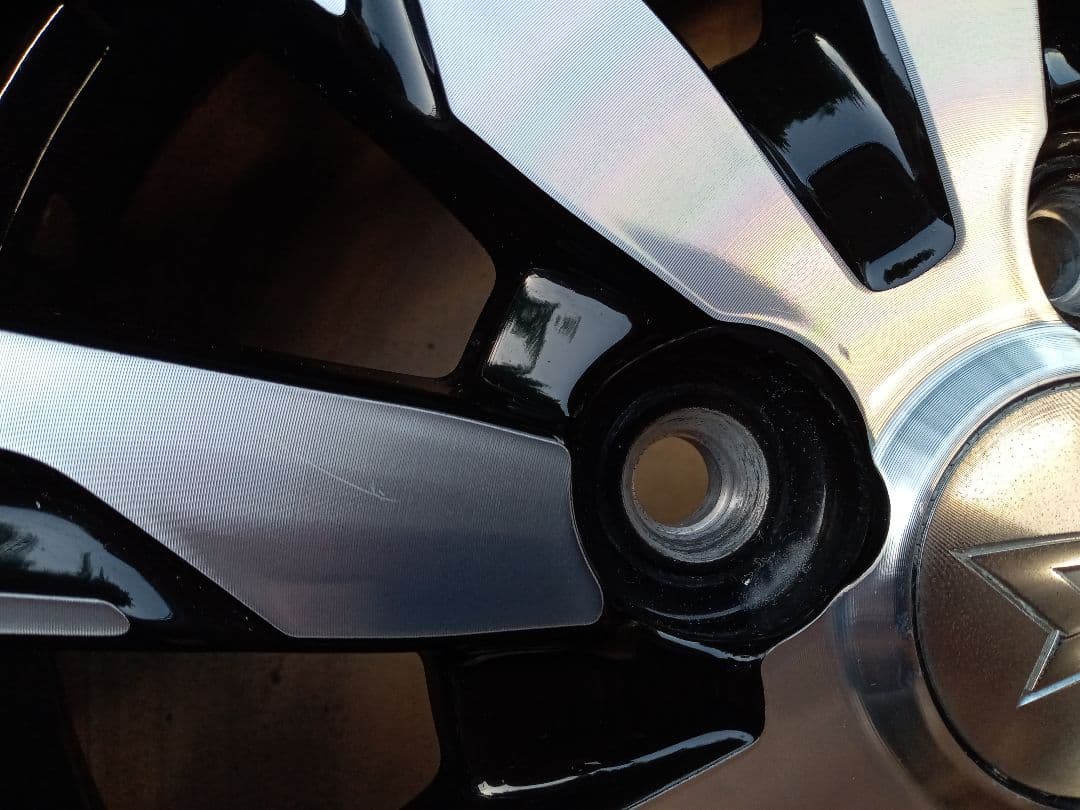 ダイハツ純正ホイール