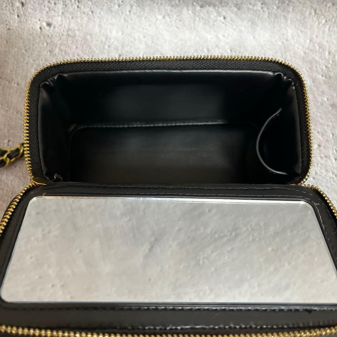 CHANEL ノベルティ ショルダーバッグ ミラー付き
