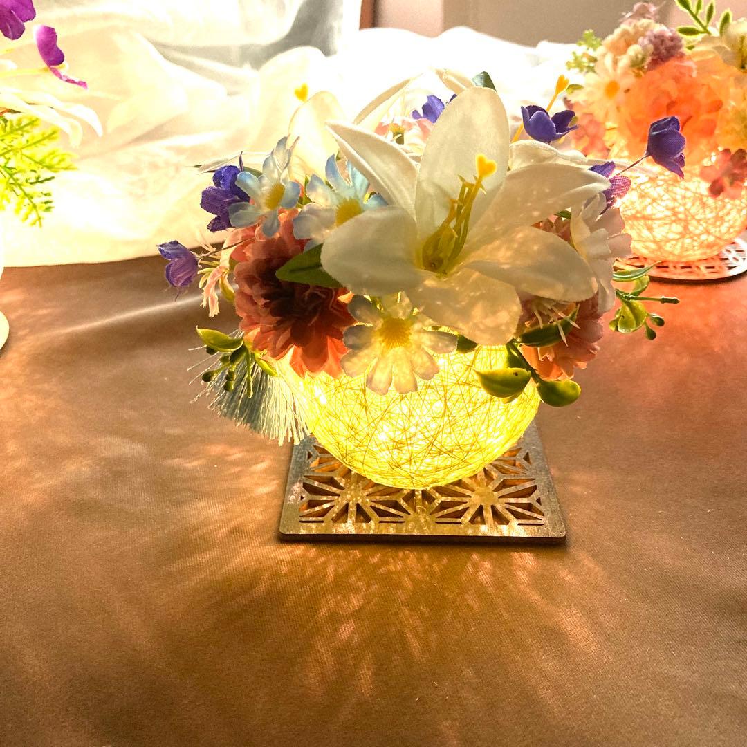 なおページです。仏花⭐︎LEDライト付き糸玉アレンジ⭐︎お供え花⭐︎お盆⭐︎提灯