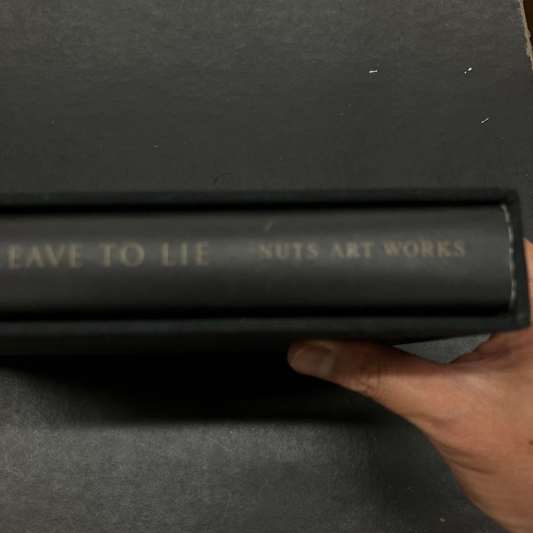 nuts art works ARCHIVES BOOK 画集