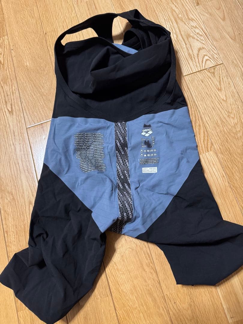 アリーナ☆ POWERSKINCARBON-AIR2ブラック