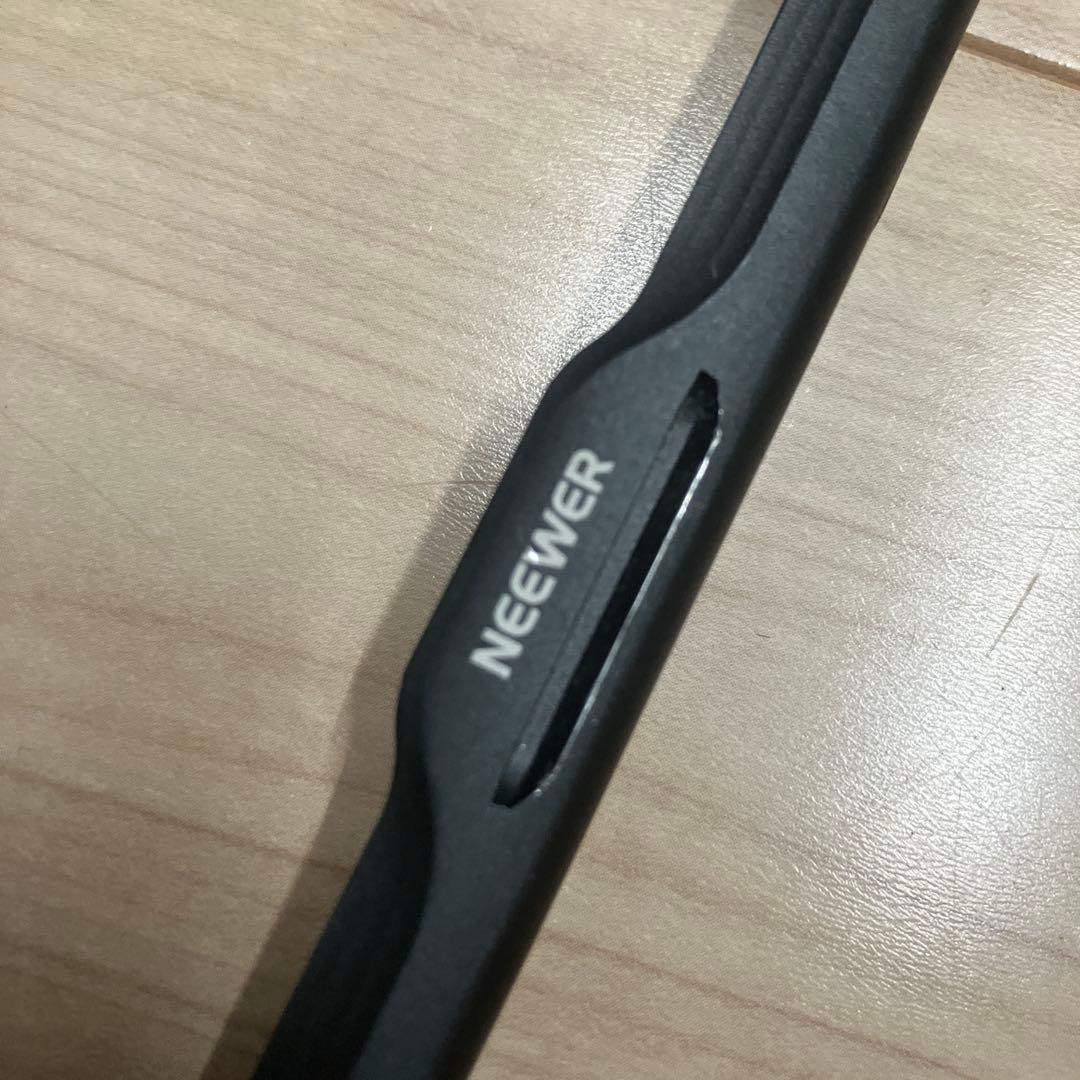 NEEWER iPhone 15pro用ケージセット