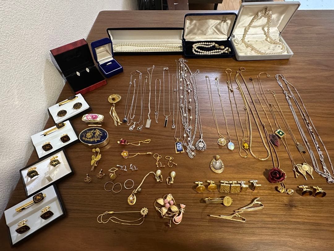 “*”様 遺品整理 アクセサリー まとめ売り