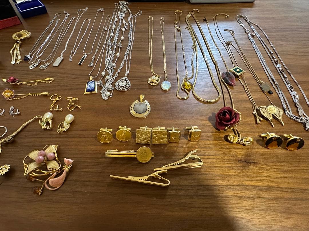 “*”様 遺品整理 アクセサリー まとめ売り