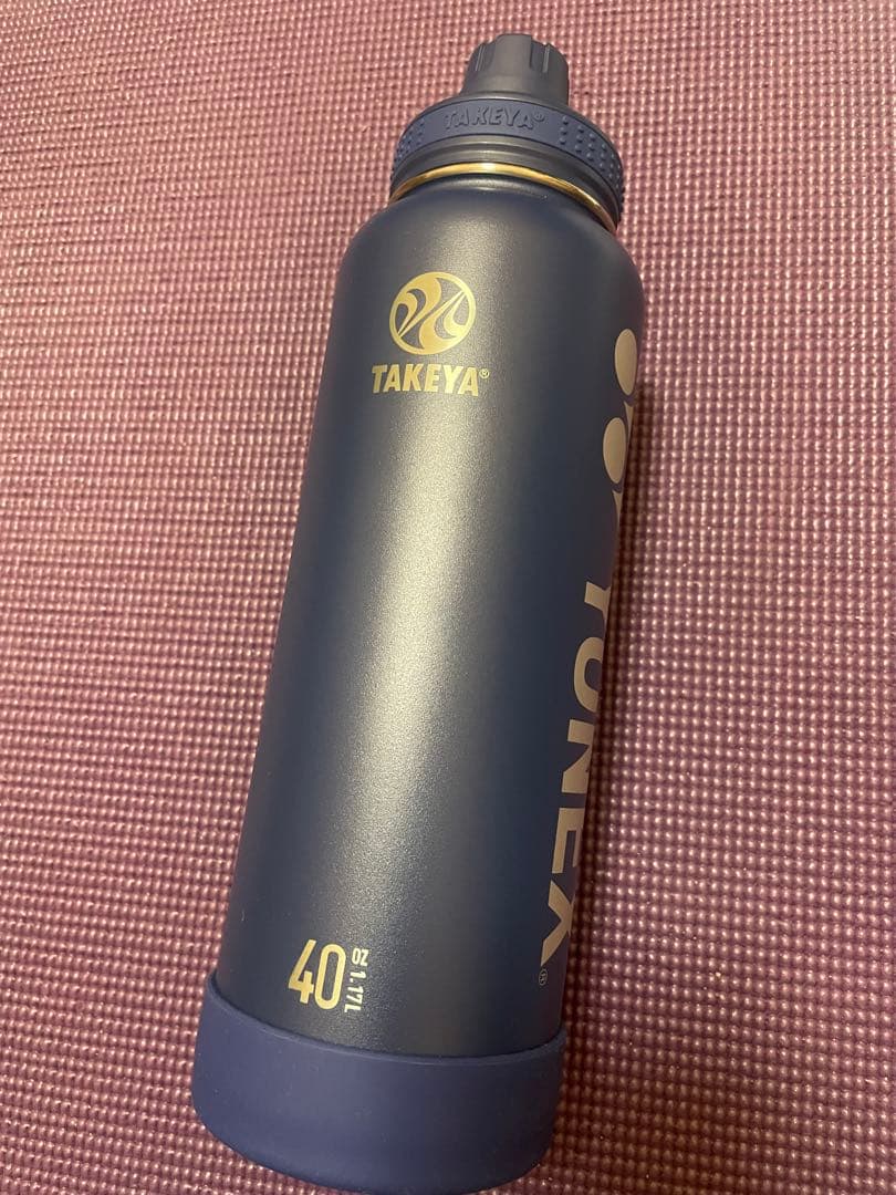 YONEX 水筒　激レア　ネイビー　1.17リットル