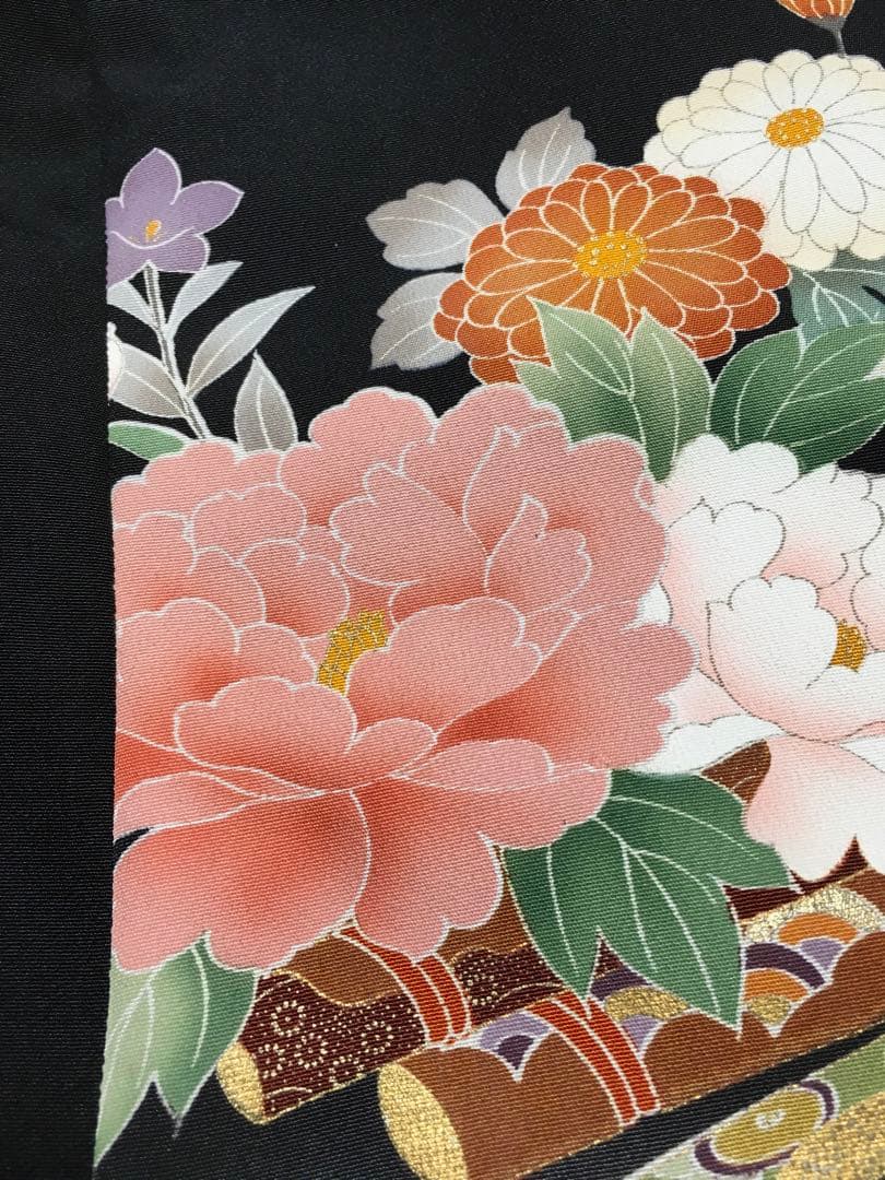 結婚式に！着物リメイク　正絹留袖ドレス　ロングワンピース　「雪輪に牡丹」Bタイプ