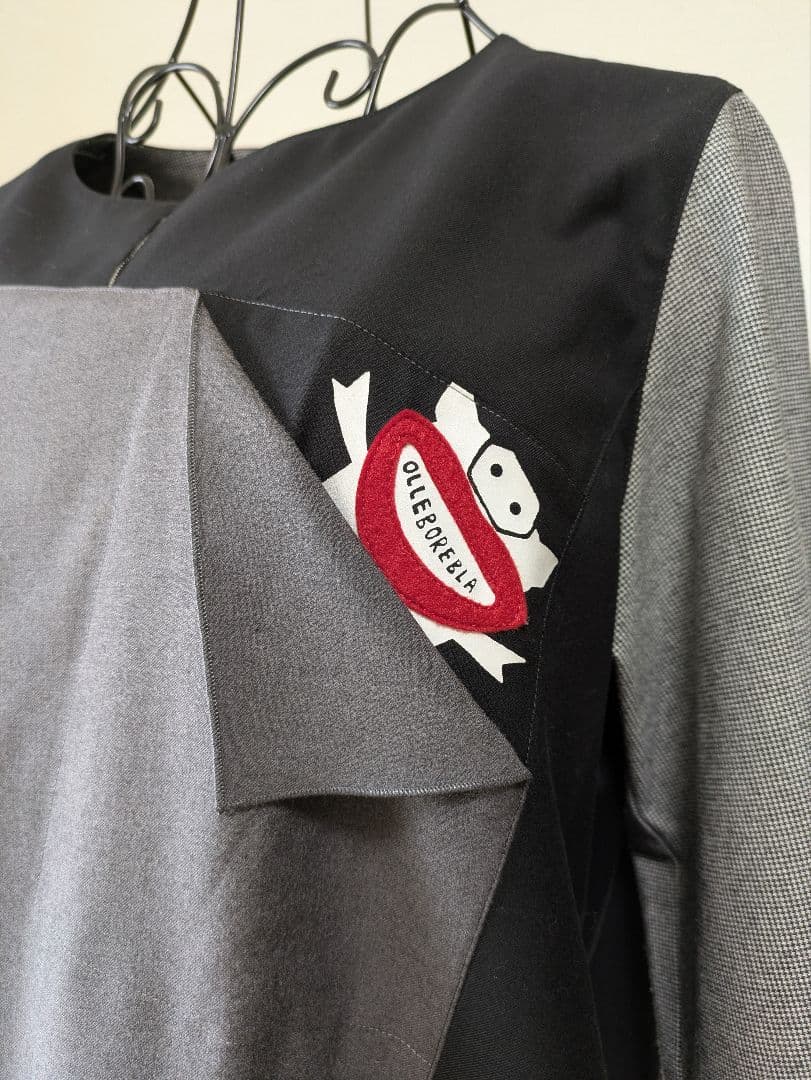 アルベロベロ♥️ぶたさんアートプリント五分袖チュニック グレー・ブラック