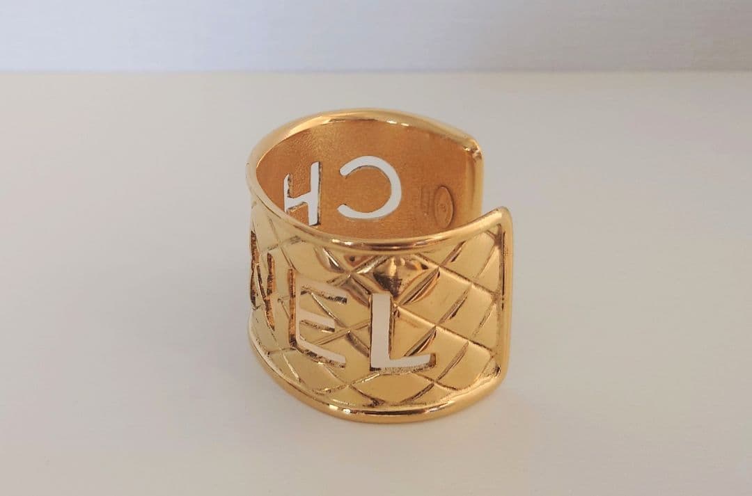 CHANEL シャネル ヴィンテージ ロゴ マトラッセ バングル ブレスレット