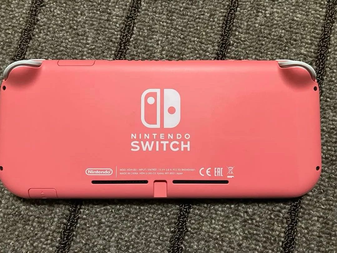 Nintendo Switch Lite 本体 + ゲーム3本　SDカード付