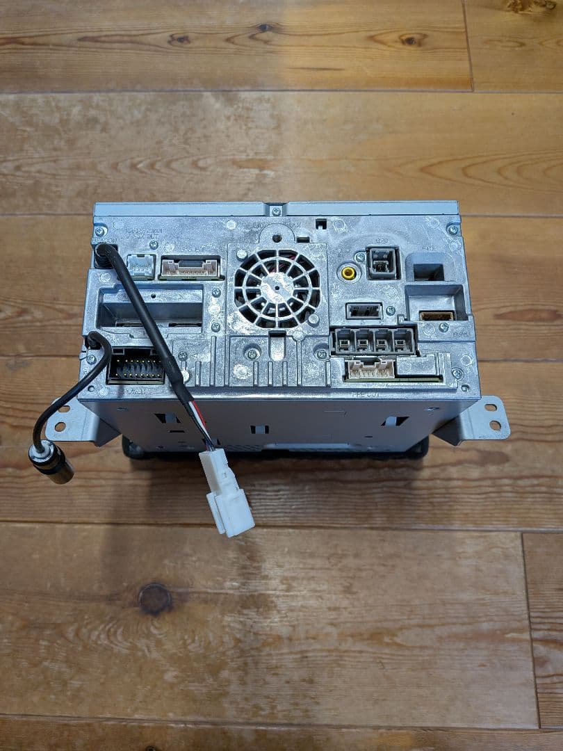 アルパイン　メモリーナビ　700W　デリカD5 　CV2W