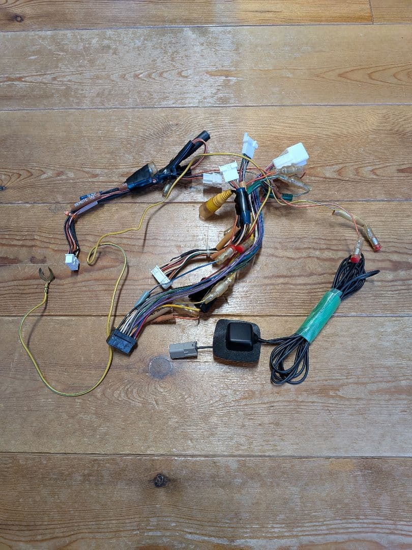 アルパイン　メモリーナビ　700W　デリカD5 　CV2W