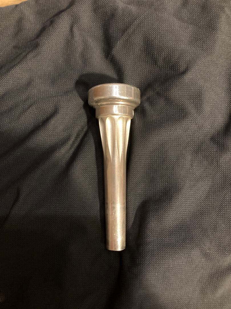 LOTUS 7L2トランペットマウスピース