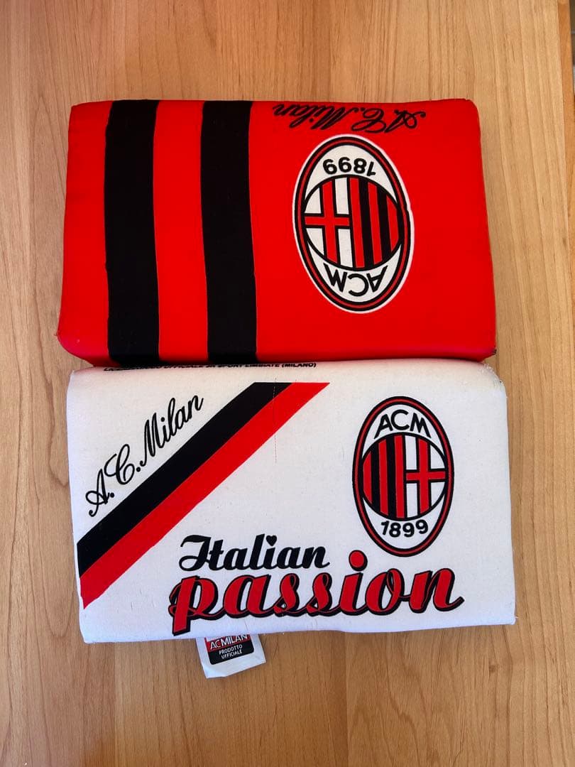 【希少】AC Milan スタジアム観戦シートクッション折りたたみ式応援グッズ