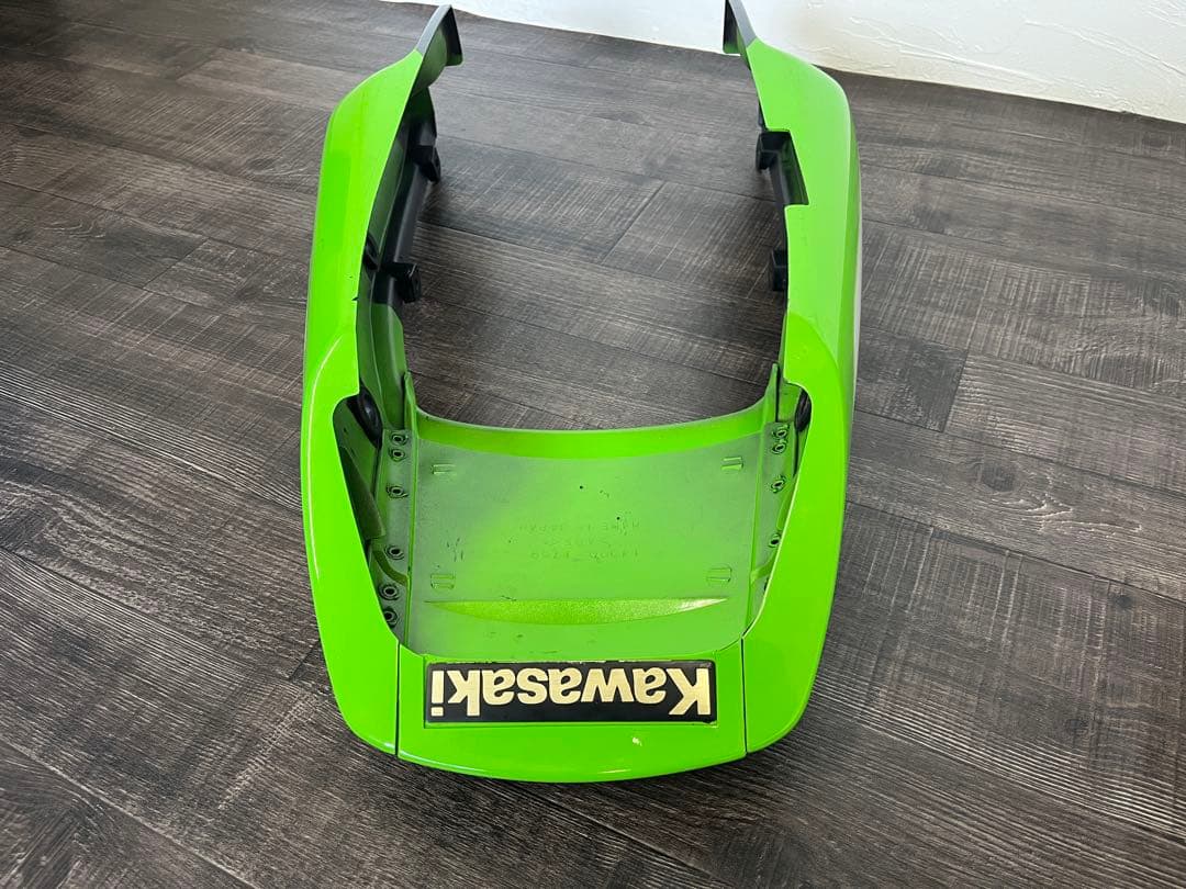 zrx1200r 純正テールカウル　送料込み