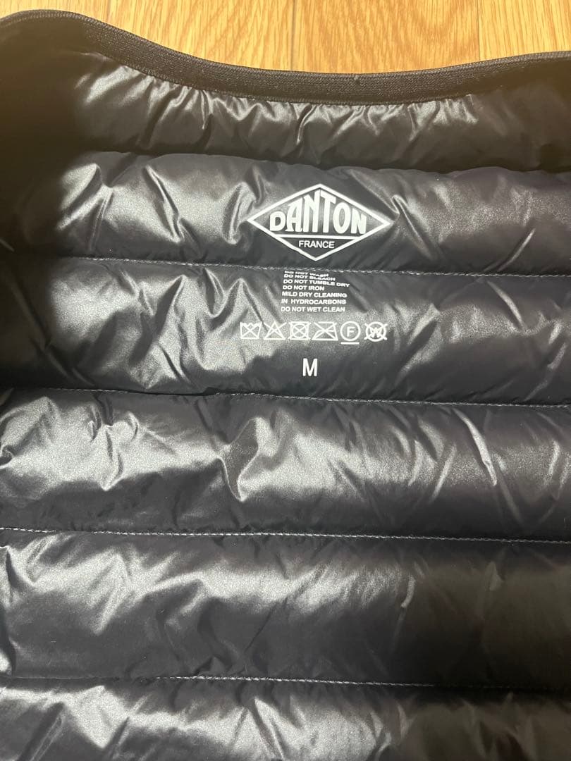 DANTON ブラック ダウンベスト