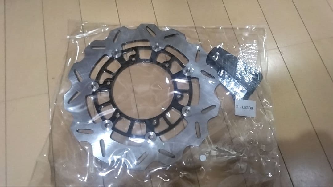 マジェスティ250　SG03J型用　社外ビックローター新品　サポート付き