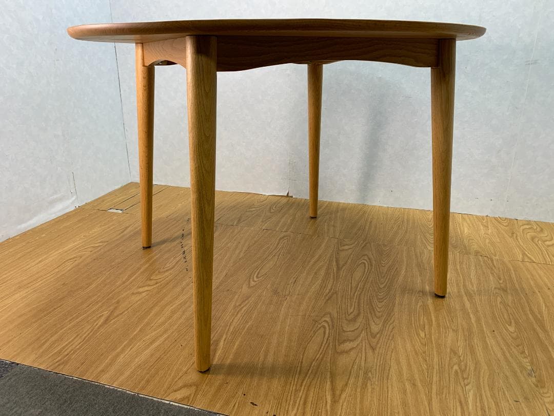 S☆903 大塚家具 丸テーブル シネマ3