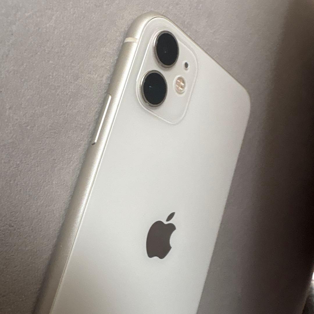 iPhone11 スマートフォン 画面割れあり ジャンク