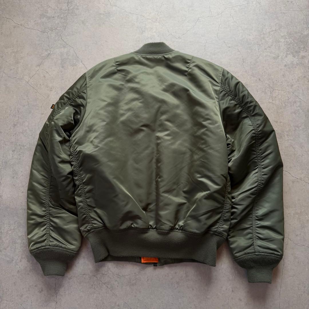 ALPHA INDUSTRIES MA-1 リバーシブル カーキ