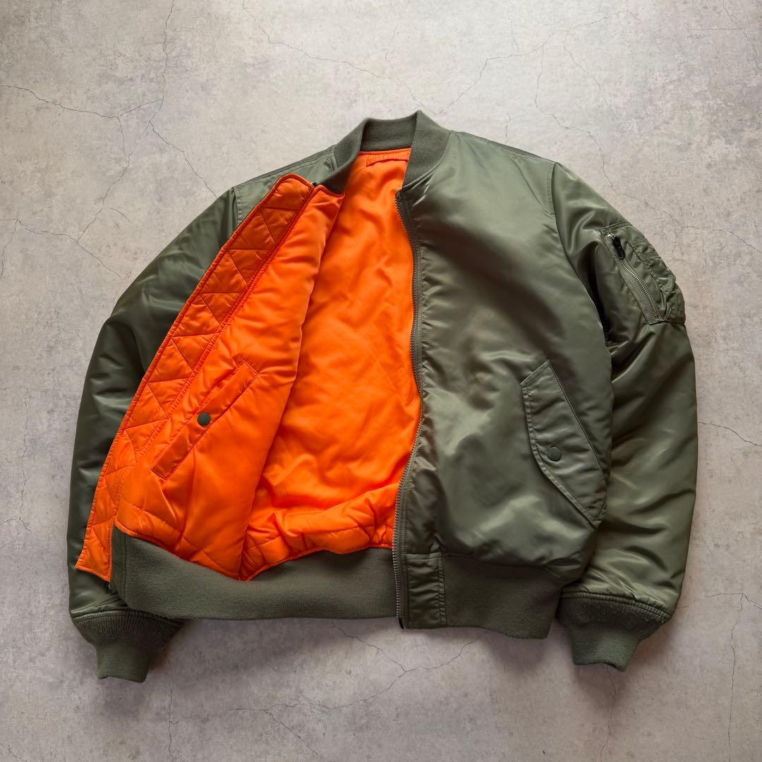 ALPHA INDUSTRIES MA-1 リバーシブル カーキ