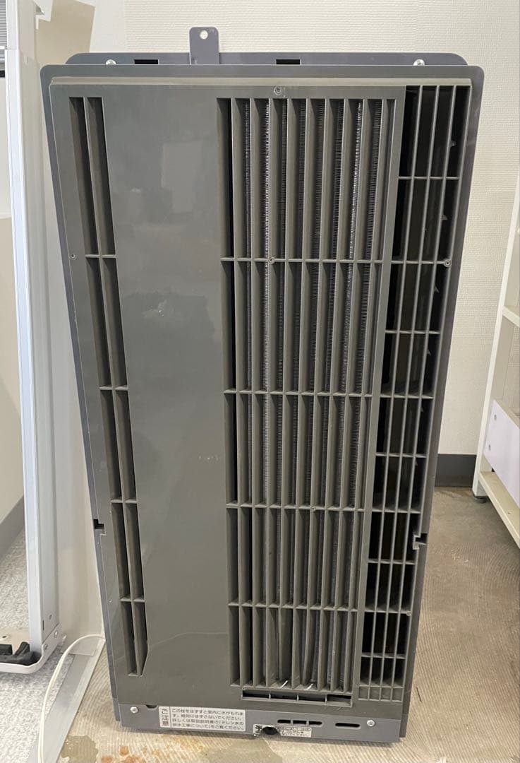 P*V様 KOIZUMI 窓用エアコン KAW-1692 2019年製
