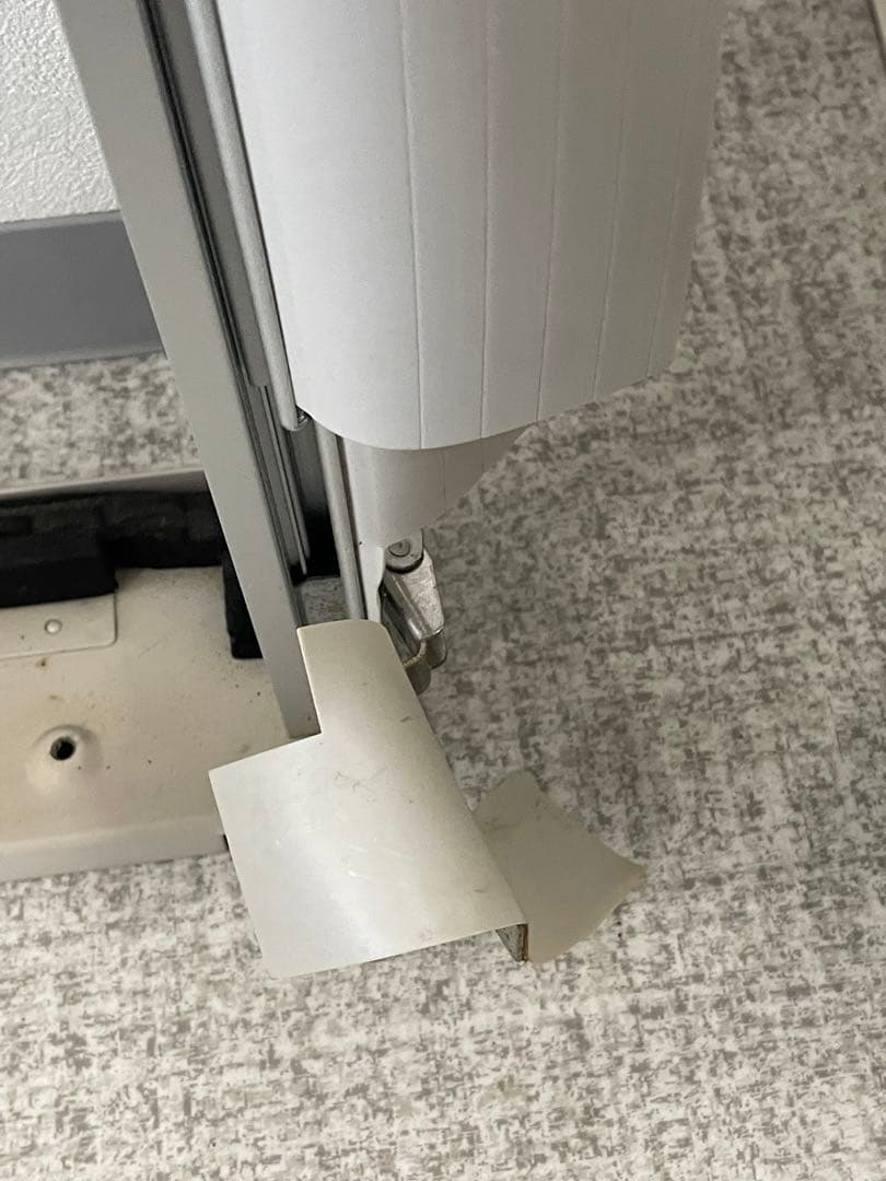 P*V様 KOIZUMI 窓用エアコン KAW-1692 2019年製