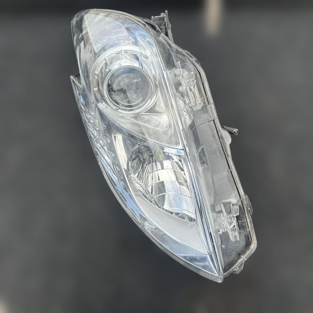 トヨタ プリウス 30系 ヘッドライト左右 KOITO 47-29