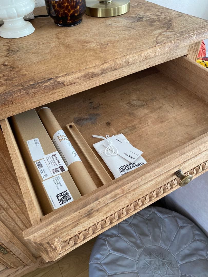 【アンティークキャビネット 】