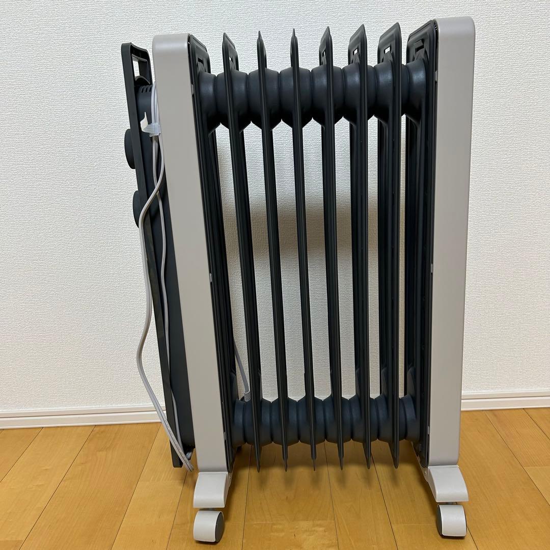 【美品】DeLonghi オイルヒーター　シダーグレー　動作確認済み