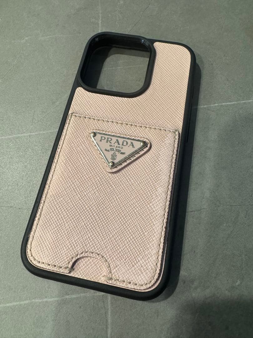プラダ　iphoneケース PRADA スマホケース　iphone15pro
