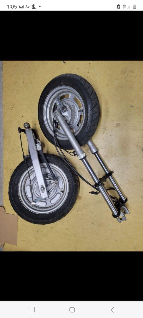 はげじい　エイプ100　純正フロント周り