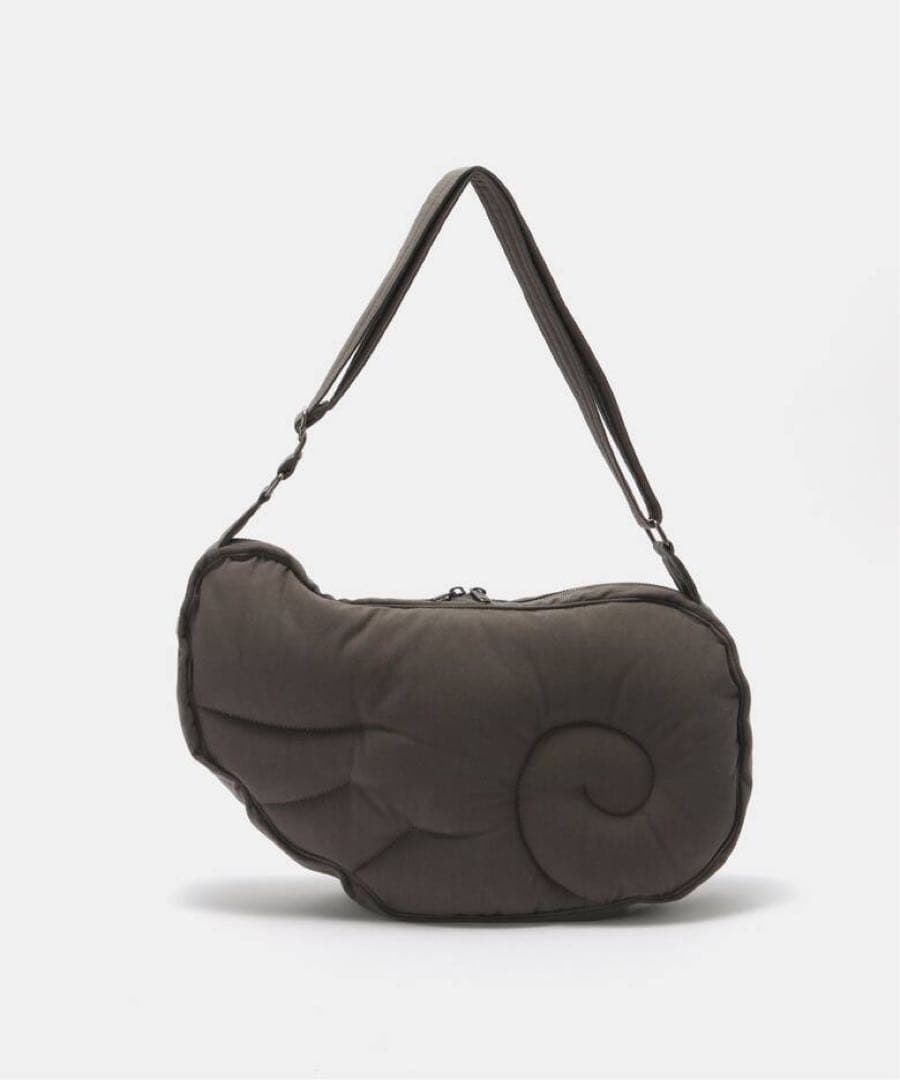 Coyseio コイセイオ wing グレーショルダーバッグ