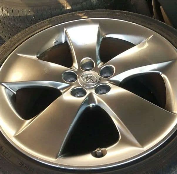 近隣で取りに来れる方限定！　30プリウス　純正マイコーデホイールセット4本