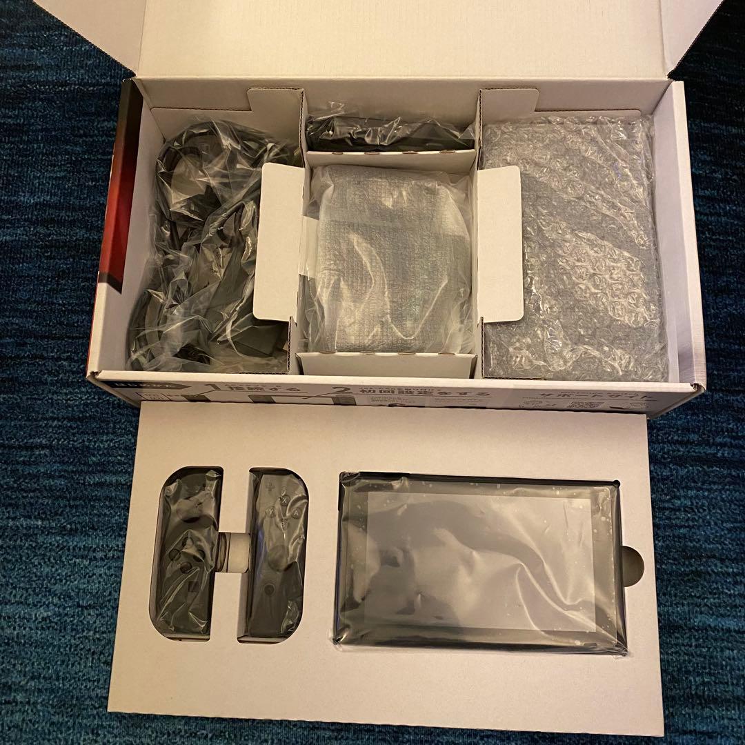 Nintendo Switch 本体 + ケース + ゲームソフト　桃鉄セット