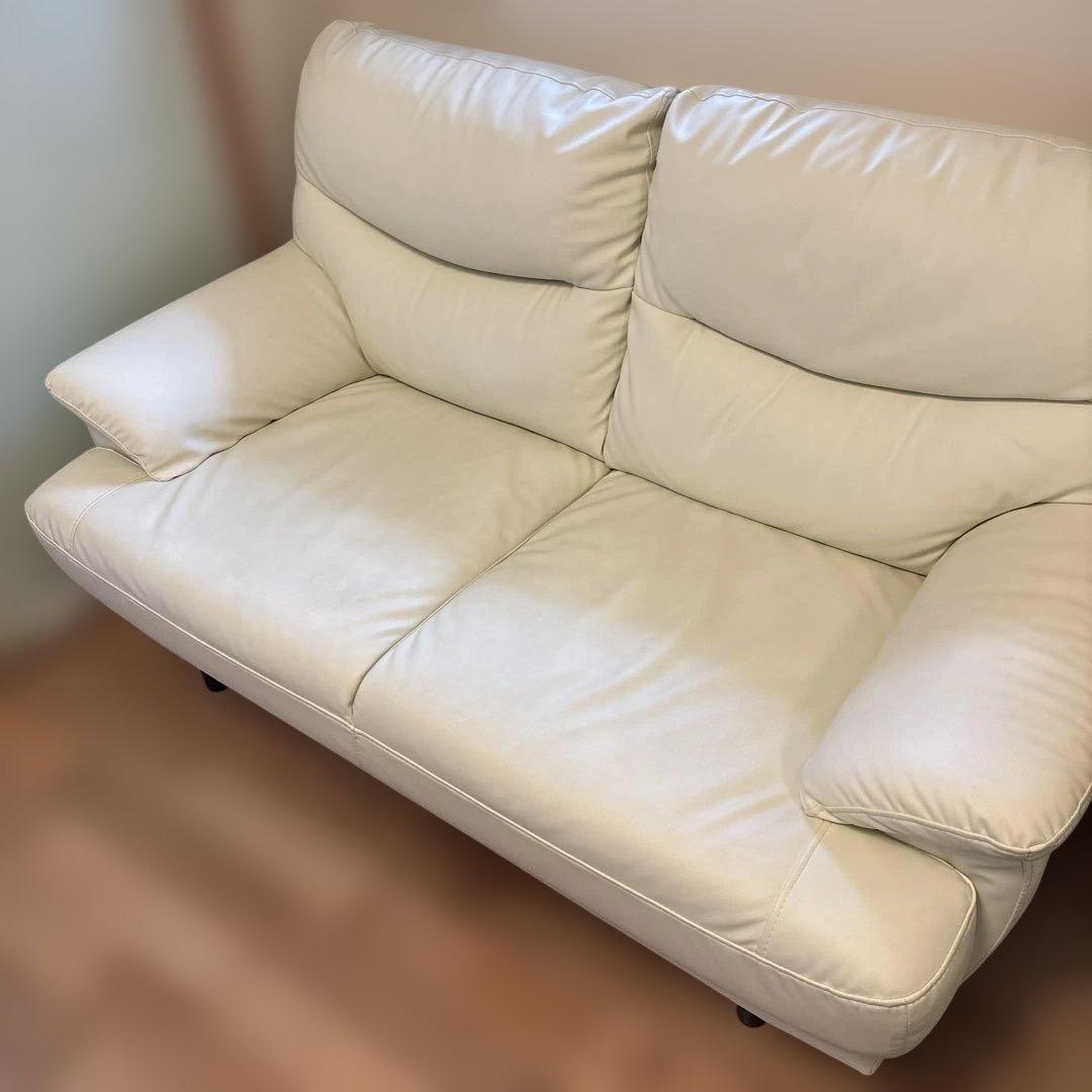 ニトリ　Nシールド　2人用ソファ　アイボリー　合皮